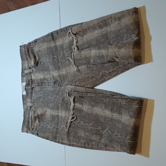 Reformation Tan Cindy Snakeskin Book cut Jean A19 - Picture 1 of 7